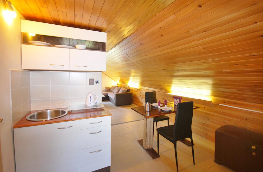 Zbraslav Apartment Prag
